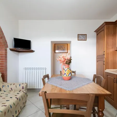 Papà Giuseppe La Cantina Cortone