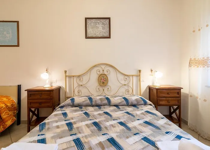 Holiday home Papa Giuseppe La Cantina *